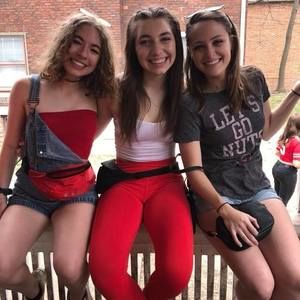 Meet your Posher, Alexis